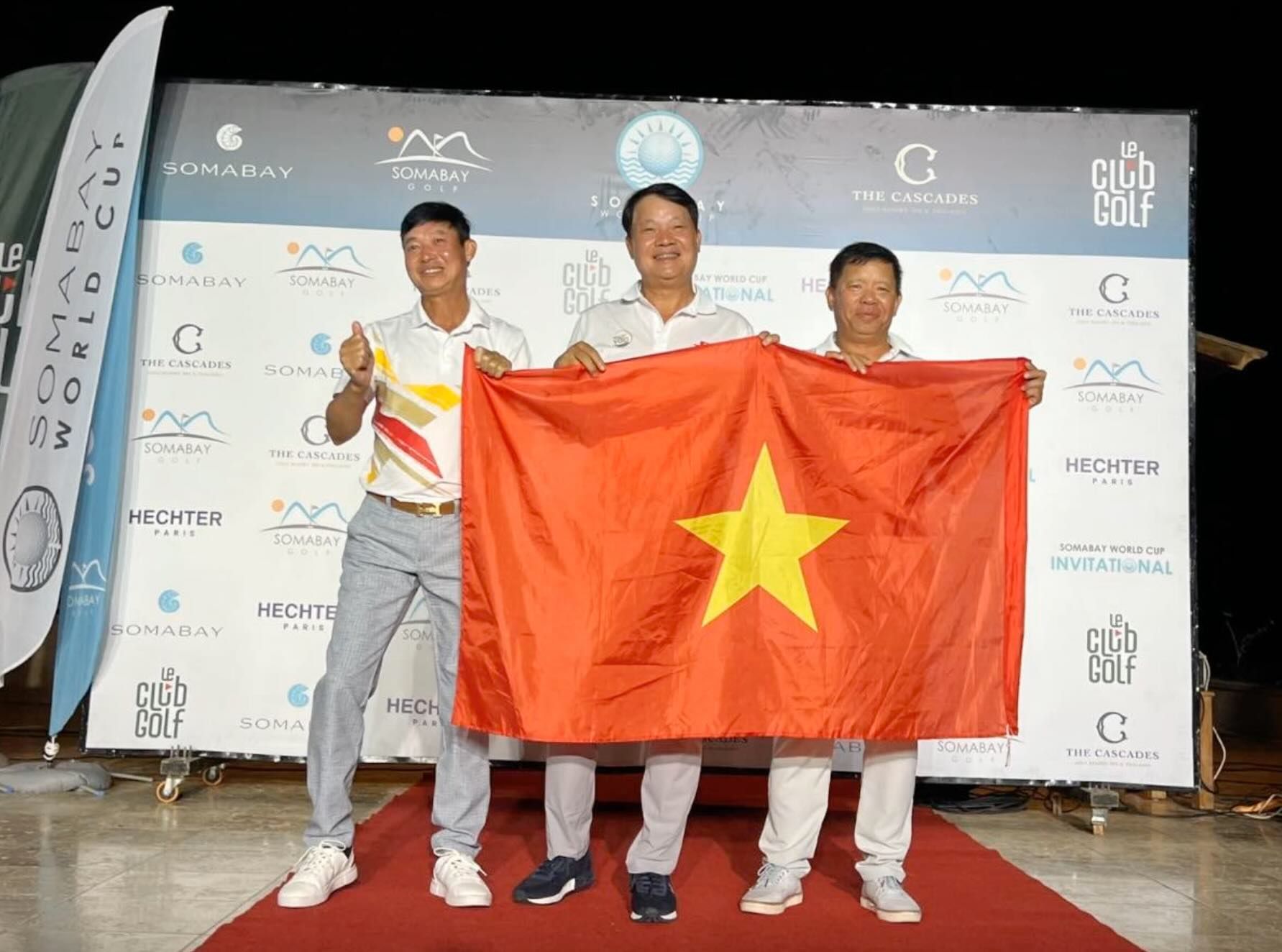 Phan Dao Son Cung Hai Gon Thu